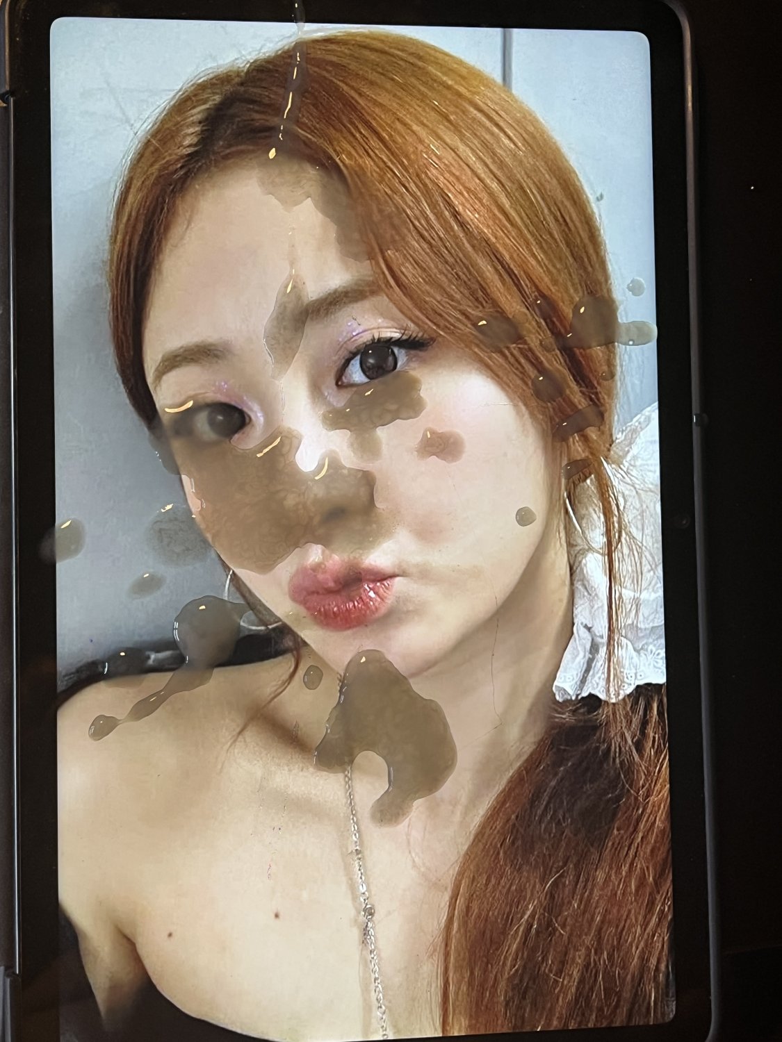 LoIuGhhF kpop - Yunjin 5 02.jpg